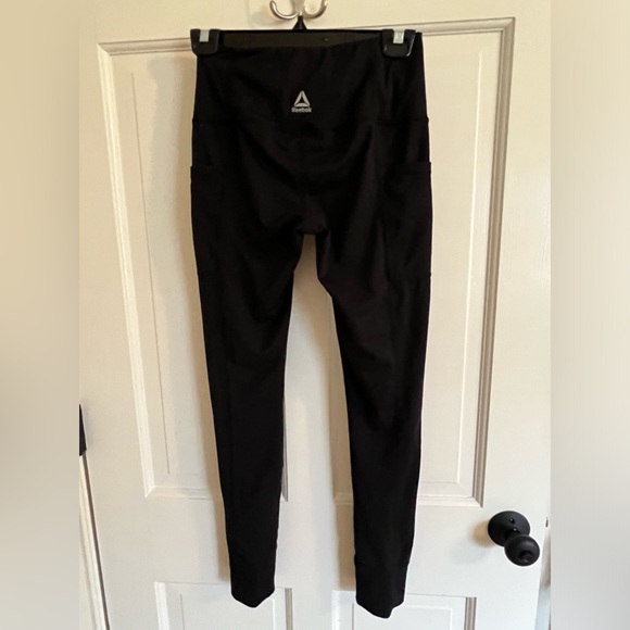 Women’s Reebok Jogger - Picture 2 of 3